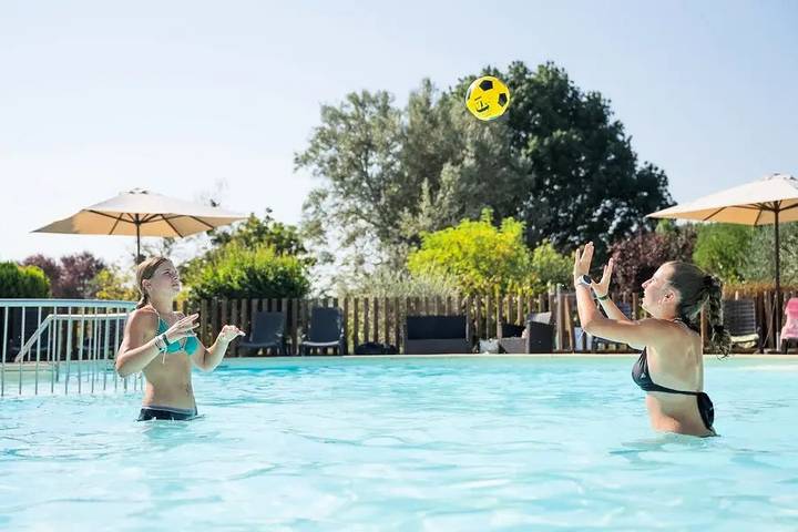 Mobil home pour 6 personnes, avec terrasse, animaux acceptés à Forcalquier - 4