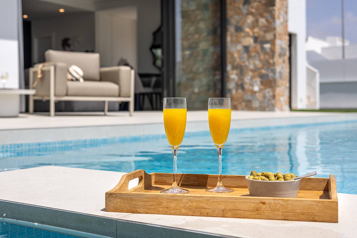 Kuma Luxury Holiday Spaces Sl — Villa Palmera in Enschede, Twente