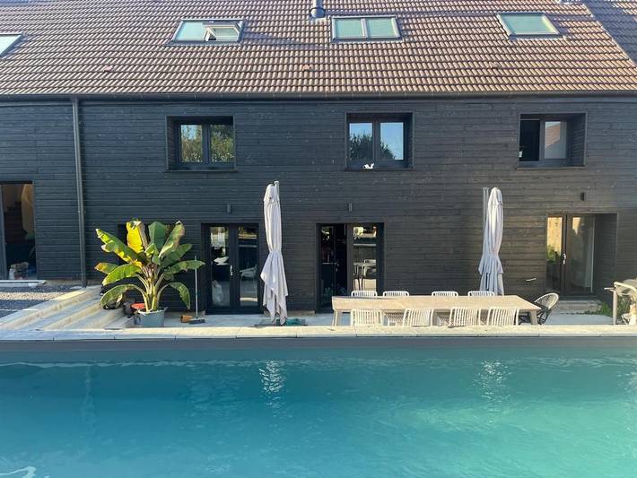 Location de vacances pour 14 personnes, avec piscine et jardin, animaux acceptés dans Crézancy