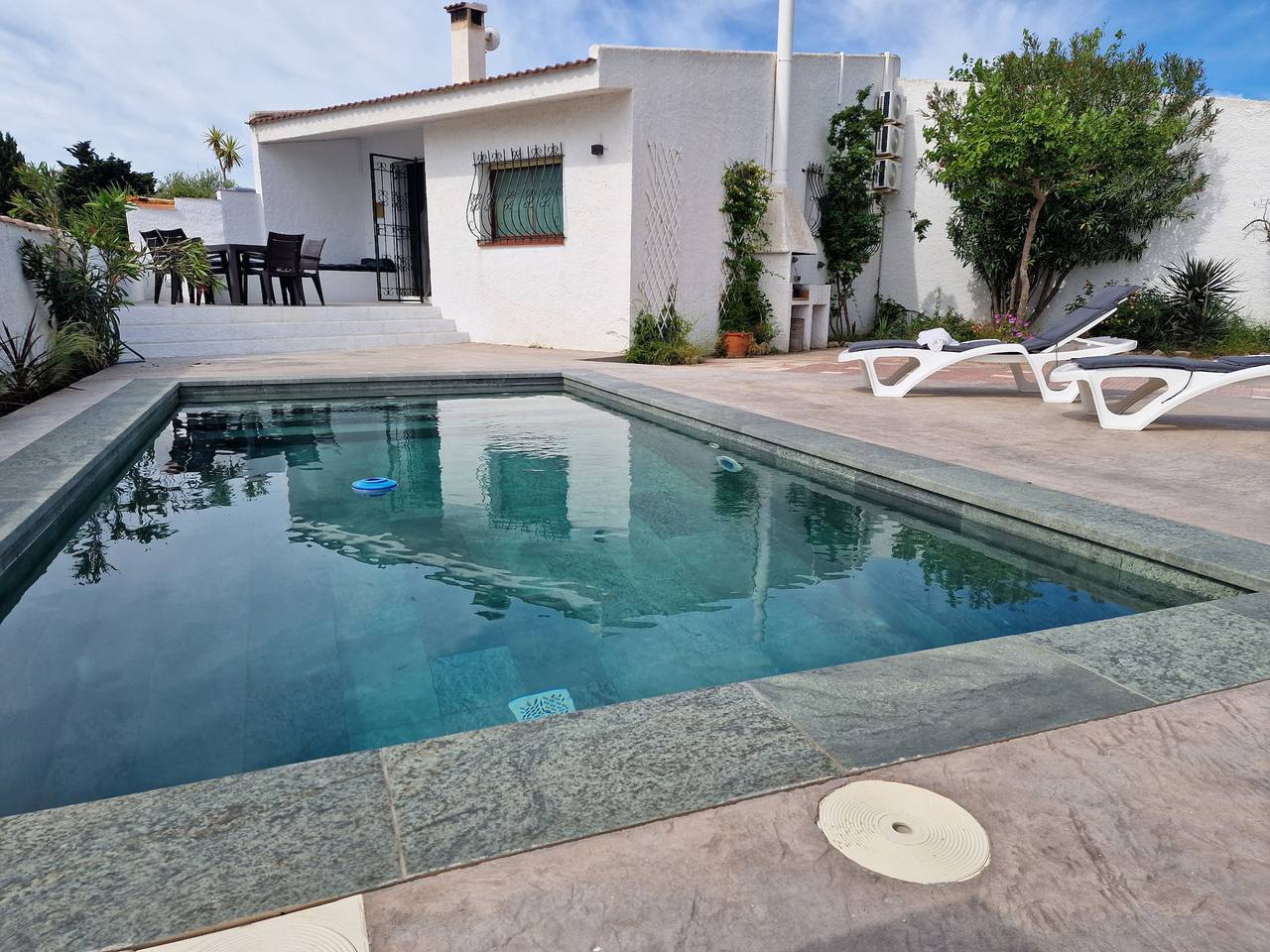 "Maritim"@Marisol: 50m de la plage, piscine privée, A/C, Wifi, plage pour chiens in Riumar, Delta de l'Ebre