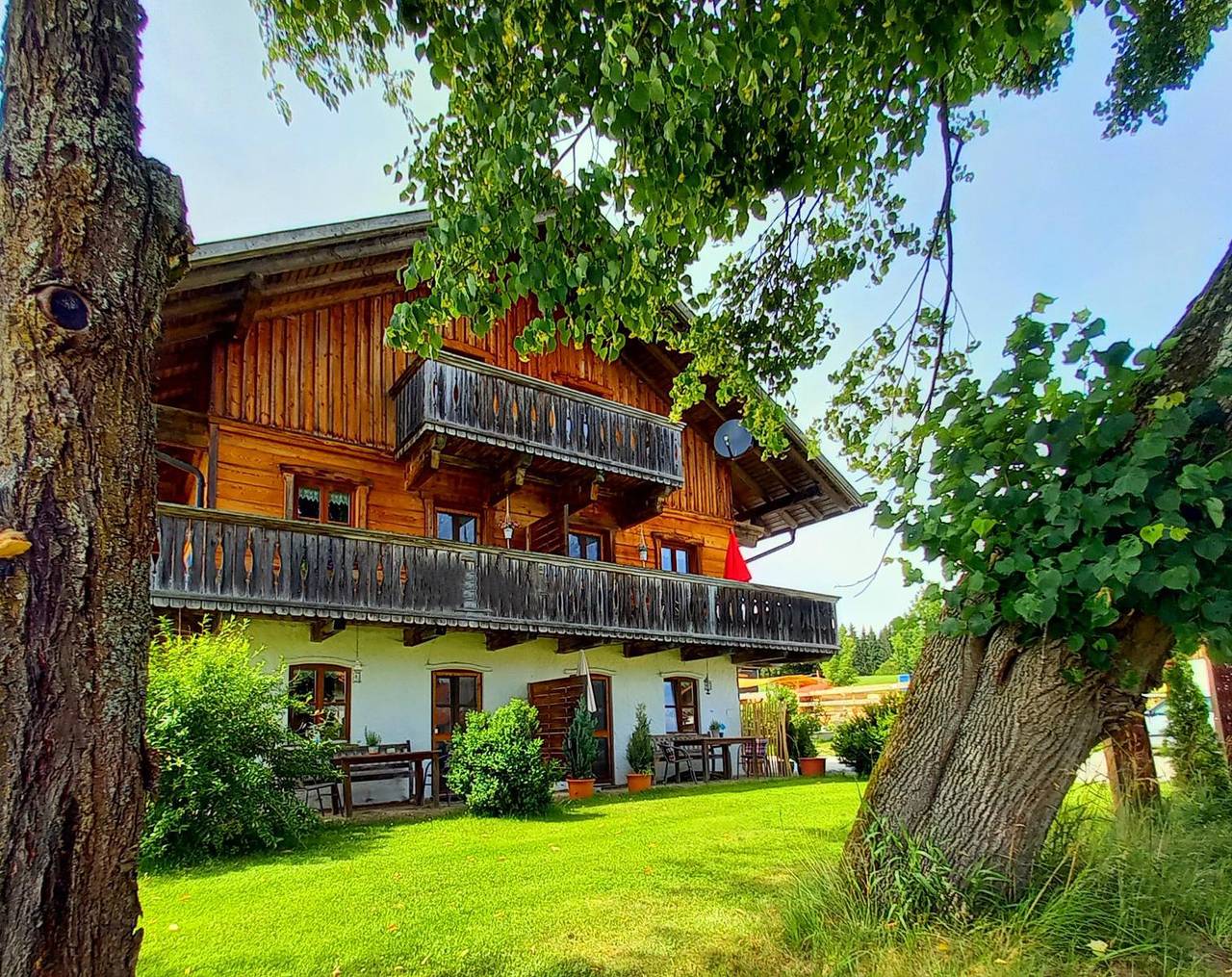Ganze Wohnung, Landhaus Friedl - Ferienwohnung Veilchen im Obergeschoss in Sankt Oswald-Riedlhütte, Šumava Mountains