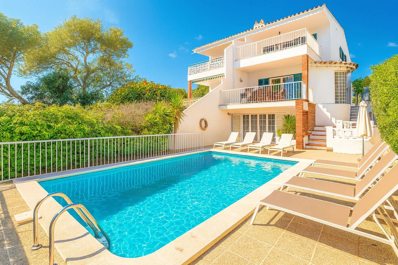 Villa per 8 persone con balcone in Cala Galdana, Minorca