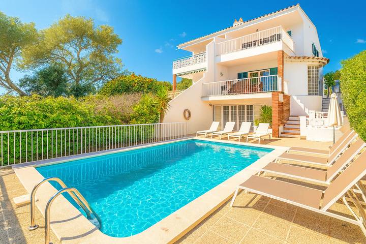 Villa pour 8 personnes, avec jardin et balcon à Cala Galdana