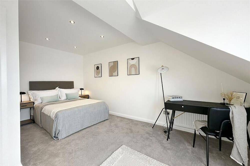 Entire apartment, River Breeze 3-Bed Balcony Apartment in Littlehampton, West Sussex