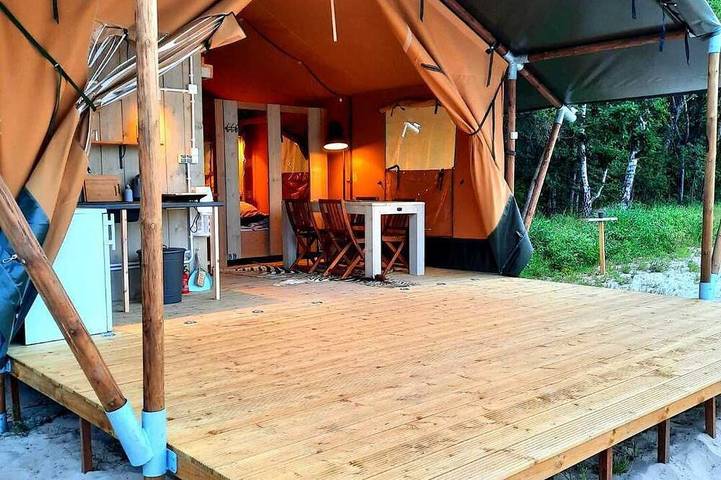 Camping für 4 Personen, mit Garten und Whirlpool sowie Sauna - 1