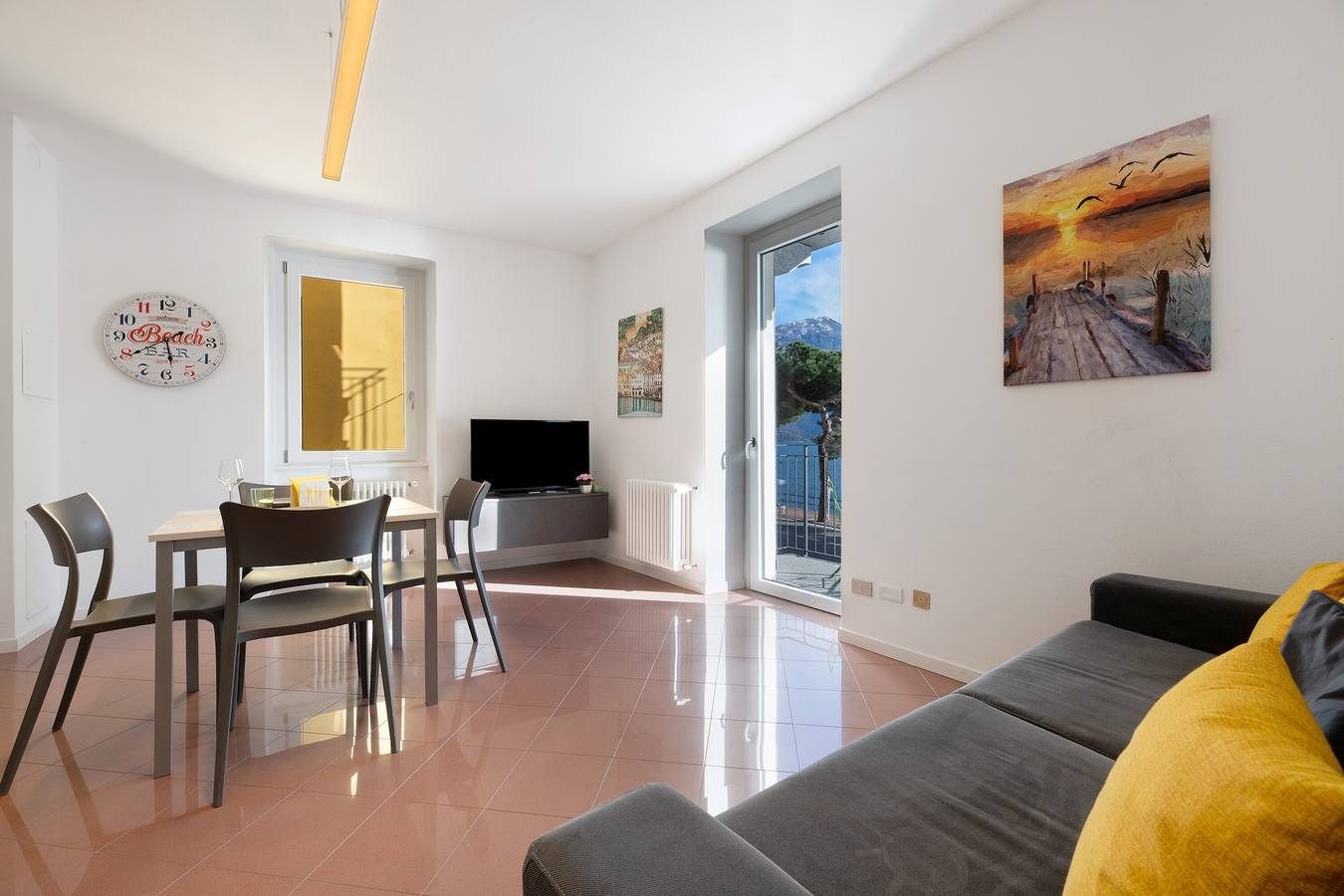 Ganze Wohnung, Ferienwohnung 'Seeblick' mit Seeblick, Balkon und Wi-Fi in Domaso, Comer See