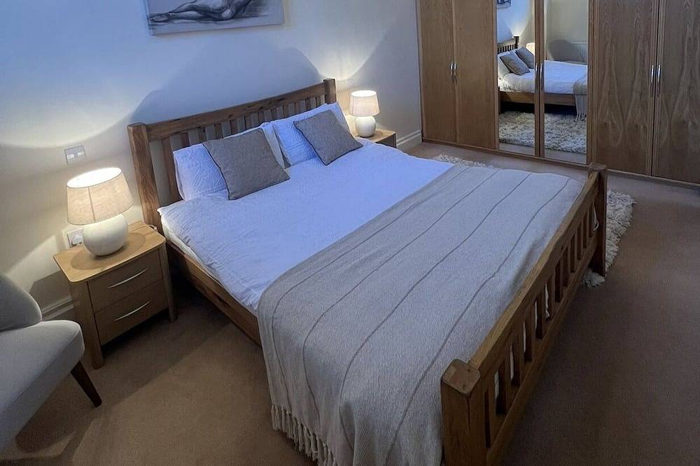 Apartamento entero, Character Victorian  apartment close to Windsor town with secure  parking in Windsor, Berkshire