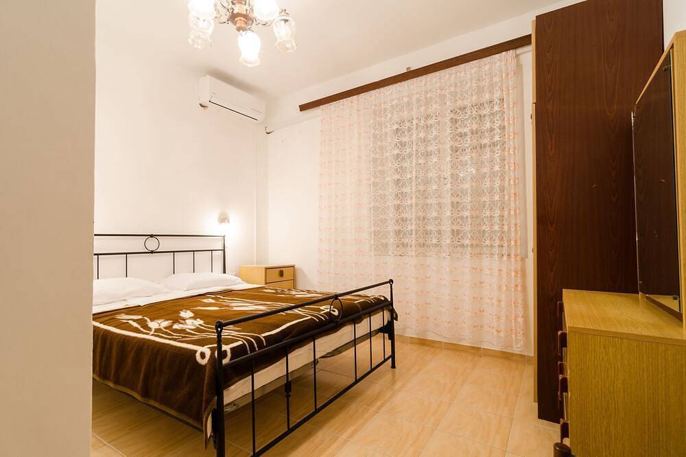 Guest House Kiko - Budget Doppelzimmer - Nr. 2 in Pomena, Mljet