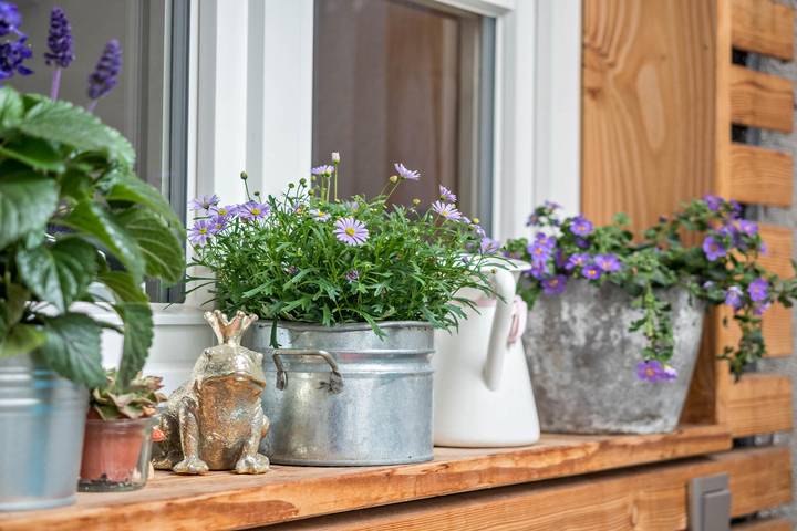 Tiny House close to the Lake with Garden, Terrace & Wi-Fi in Konstanz, Landkreis Konstanz