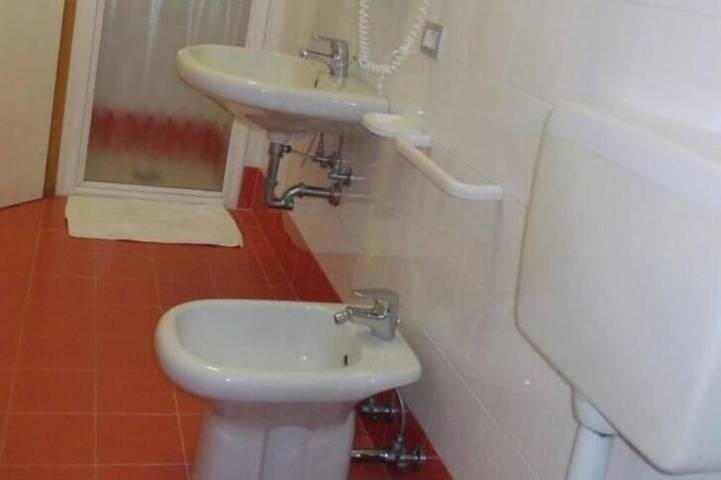 Ferienpark für 3 Personen, mit Balkon und Pool in Bibione - 3