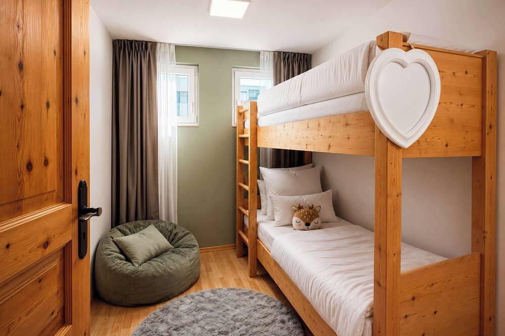 Chalet Naschberg - 5 Sz, Terrasse & Bergpanorama in Reith im Alpbachtal, Kaisergebirge