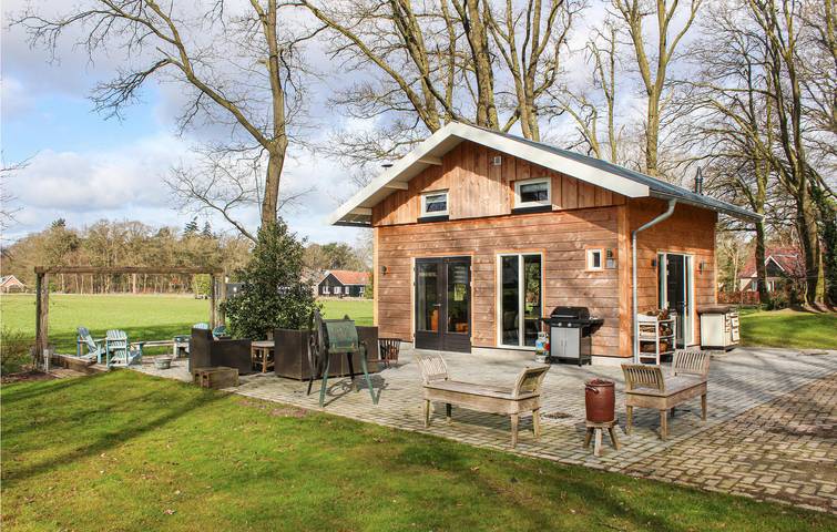 Vakantiehuis voor 4 personen, met Terras en Tuin in Twente
