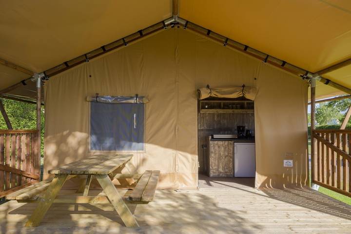 Wolfsven — Safaritent 4 in Mierlo, Nordbrabant