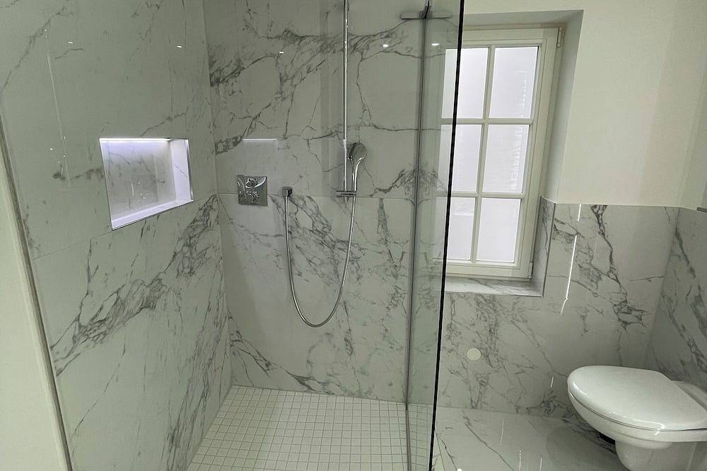 Ganze Wohnung, Adventure Luxusapartment gelegen 1,6 km von Buderus Arena, ( Zentral Altstadt ) in Wetzlar, Lahn-Dill-Kreis