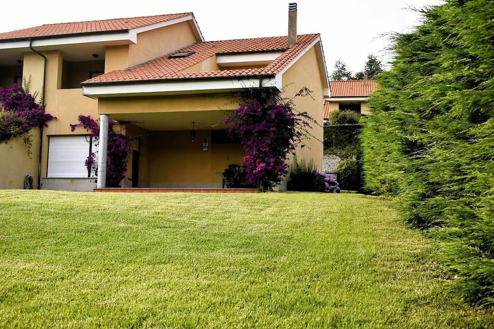 Vivienda Vacacional Los Ciervos 3 in Pendueles, Llanes