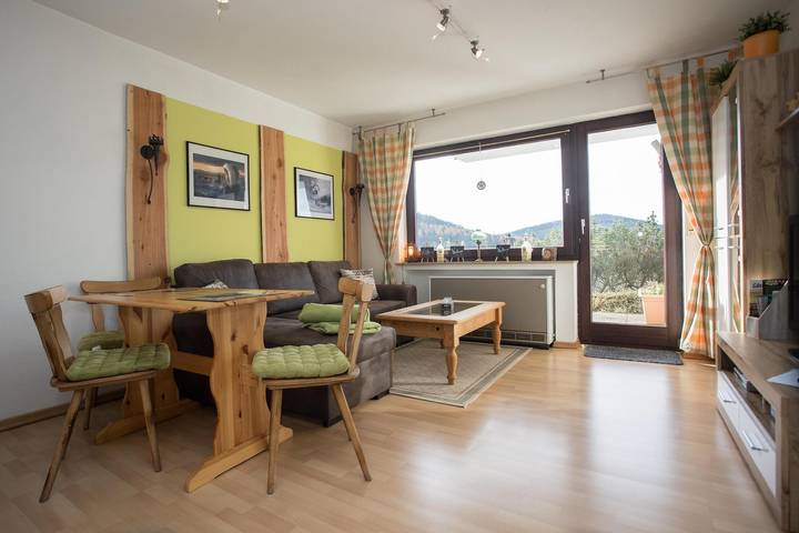 Vakantiewoning voor 3 personen, met balkon/terras en terras in Niedersfeld