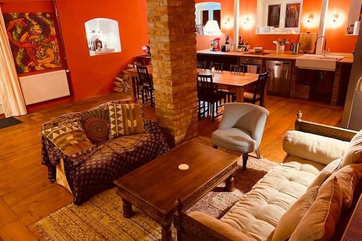 Ferienhaus für 8 Personen, mit Garten und Terrasse sowie Sauna, mit Haustier