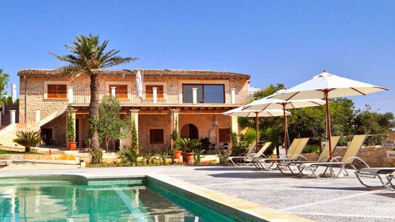 Apartamento vacacional entero, Apartamento de vacaciones para 24 personas con piscina in Petra, Interior de Mallorca