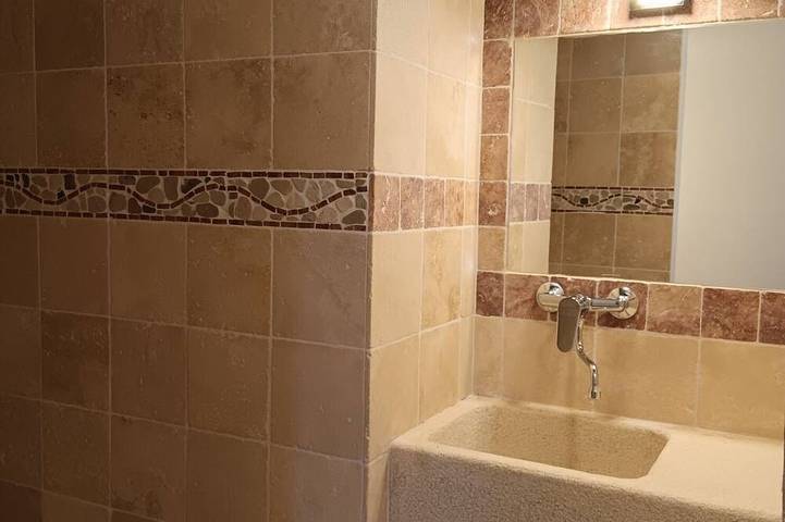 Location de vacances pour 23 personnes à La Rochegiron - 4