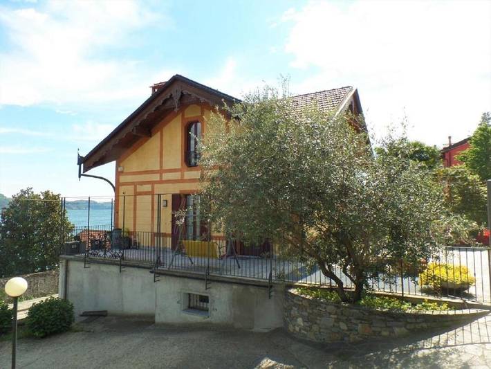 Ferienwohnung für 4 Personen, mit Ausblick und Terrasse sowie Seeblick, mit Haustier - 1