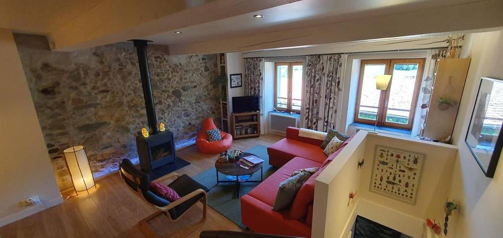 Gîte pour 6 personnes, avec vue dans Montaillou
