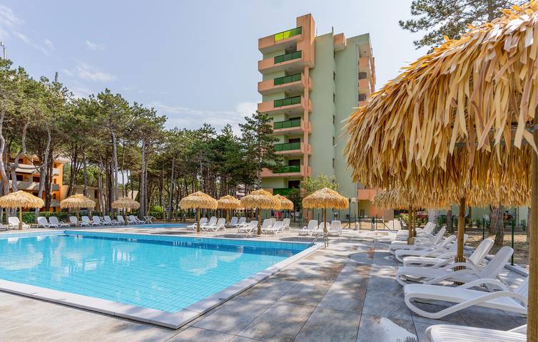 Appartement de vacances pour 4 personnes, avec terrasse et piscine - 1