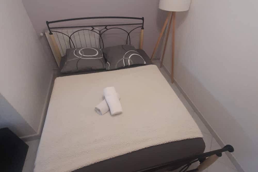 Appartamento intero, Molto spazioso appartamento in una villa in Ajaccio, Ajaccio e dintorni