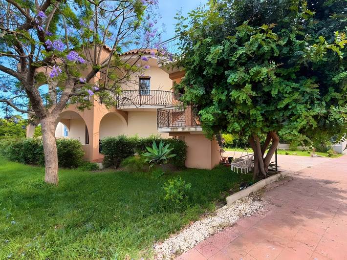 Appartement entier, Villa Thalassa Suite, votre oasis idéale avec Wi-Fi et climatisation in Cassibile, Syracuse