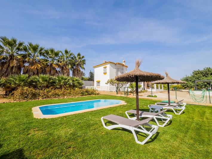 Casa rural para 9 personas, con terraza además de jardín y piscina, Se admiten mascotas en Cártama - 2