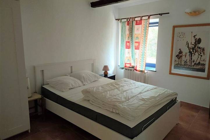 Gîte pour 17 personnes, avec jardin ainsi que jacuzzi et piscine à Saint-Sauveur-de-Cruzières - 3