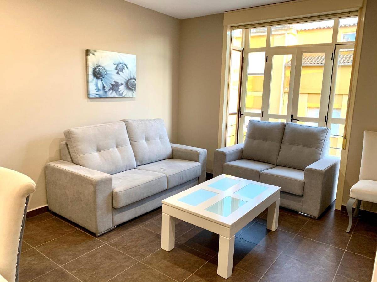 Appartement entier, Three-Bedroom Apartment in Lucena, Sierras Subbéticas