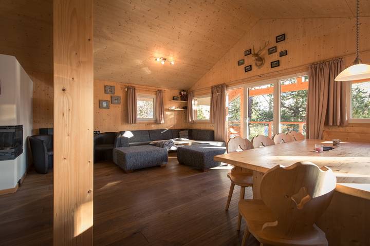 Chalet für 12 Personen, mit Whirlpool und Sauna sowie Balkon an der Turracher Höhe