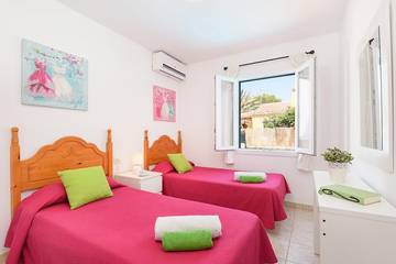 Villa pour 6 Personnes dans Cala Blanca, Ciutadella, Photo 3