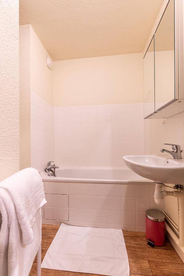 Appartement entier, Apartment in Royat, Parc naturel régional des Volcans d'Auvergne