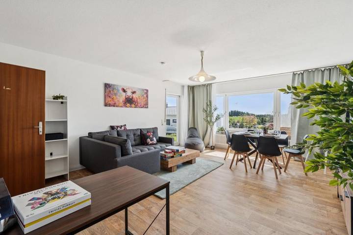 Ferienwohnung für 5 Personen, mit Terrasse und Garten sowie Ausblick