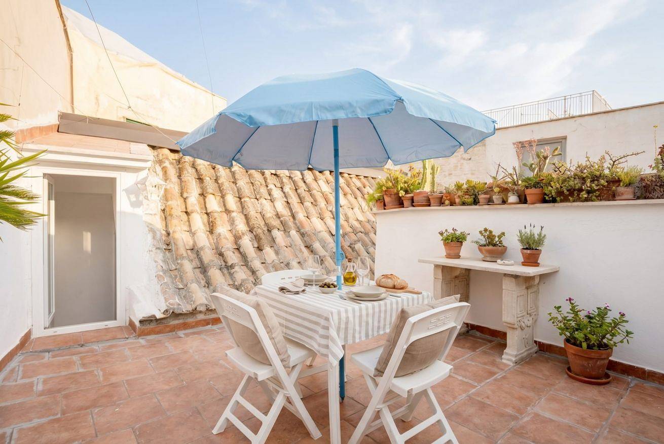 Ganze Wohnung, Ferienwohnung für 2 Personen mit Balkon/Terrasse in Bitonto, Bari Provinz