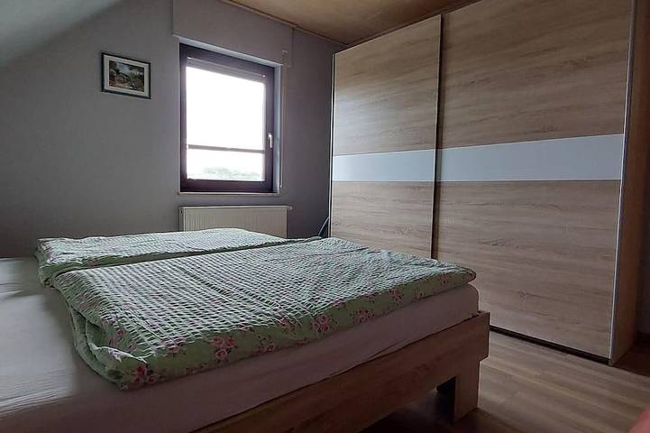Ferienwohnung für 3 Personen, mit Balkon und Garten in Gelenau (Erzgebirge) - 2