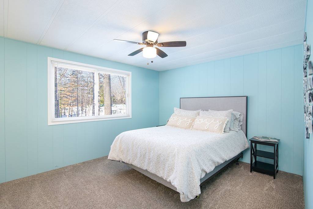 Higgins Lake - plenty of space for any and all activities in Higgins Lake