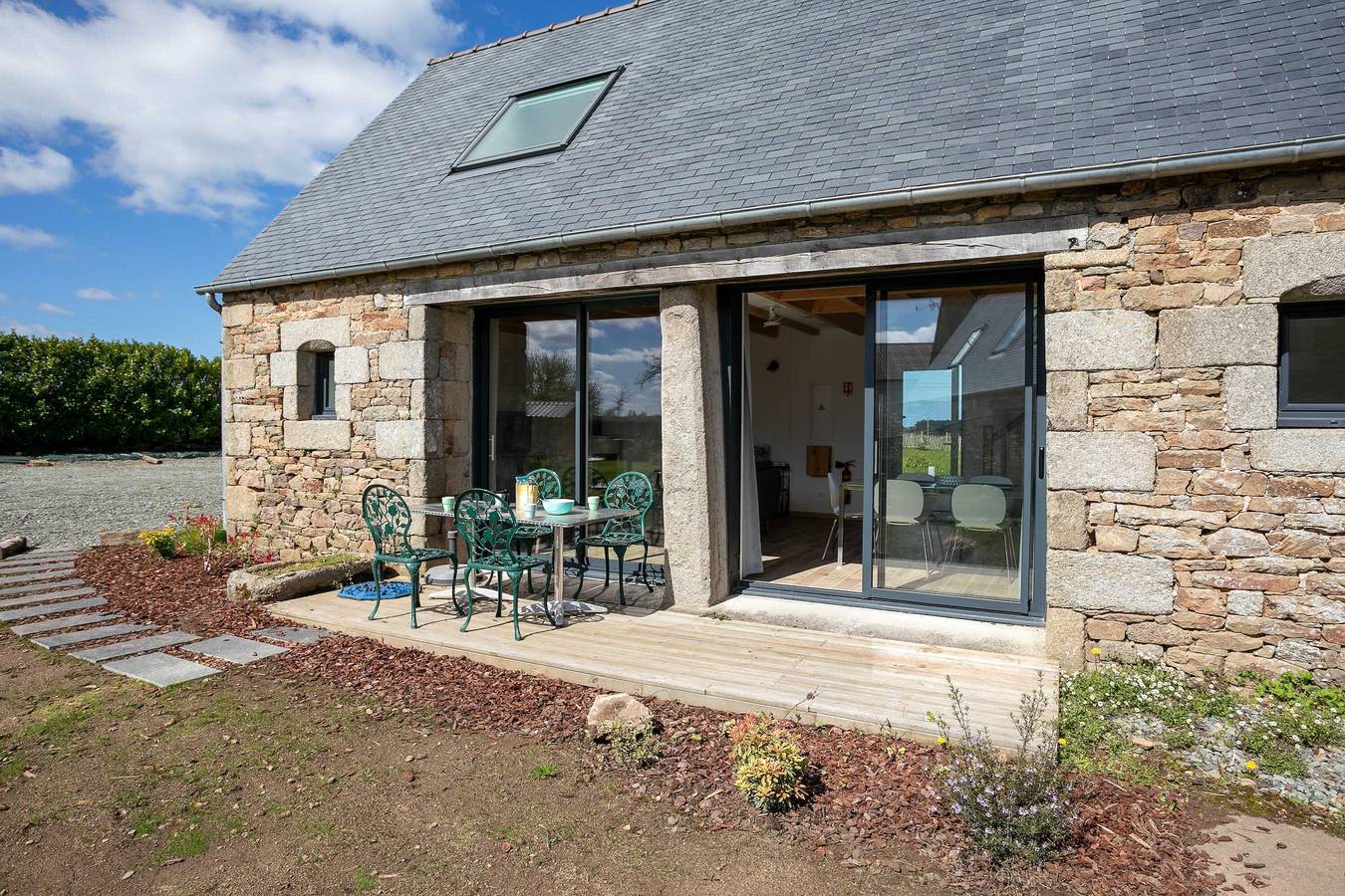 Maison de vacances 'Gite Des Hauts Grève - Proche Mer' avec terrasse , jardin et Wi-Fi in Saint-Michel-en-Grève, Ceinture Dorée