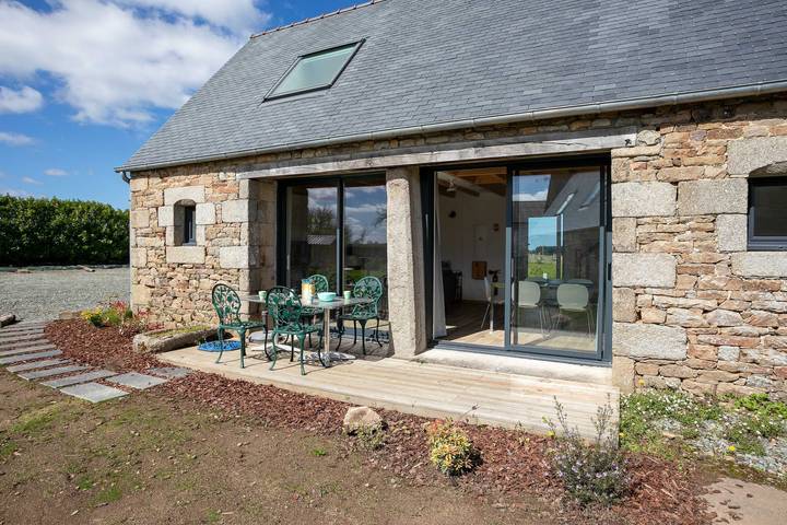 Location de vacances pour 4 personnes, avec Jardin à Saint-Michel-en-Grève