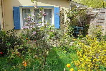 Maison de vacances pour 2 personnes, avec jardin et sauna ainsi que jacuzzi et piscine dans le Calvados
