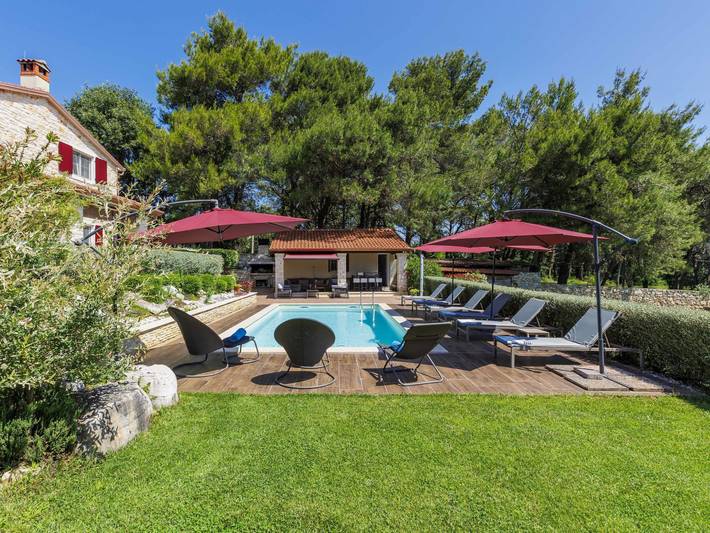 Casa de vacaciones para 14 personas, con terraza y jardín - 1