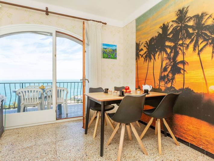 Ferienwohnung für 4 Personen, mit Garten und Balkon in Llanca - 2