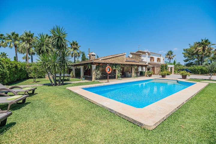 Villa für 8 Personen, mit Terrasse und Garten, kinderfreundlich in Alcúdia - 2