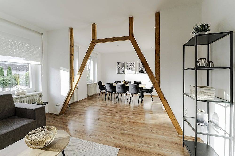 Ganze Wohnung, Deluxe Flat | Ps4 | Parken | Netflix | Zentral in Bendorf, Osteifel