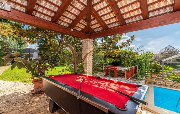 Gîte pour 4 personnes, avec balcon/terrasse et piscine, animaux acceptés à Svetvinčenat - 3