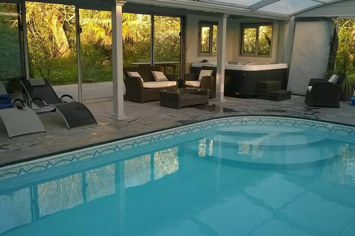 Maison d’hôte pour 3 personnes, avec Jacuzzi ainsi que Terrasse et Jardin