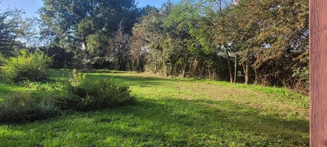 Gîte pour 2 personnes, avec jardin ainsi que terrasse et vue à Paulhiac - 2