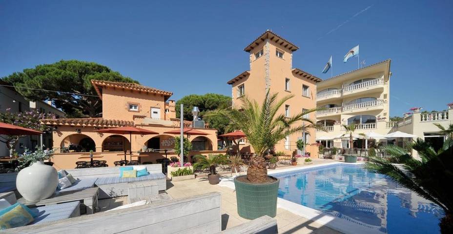 Hôtel pour 2 personnes, avec jardin et piscine