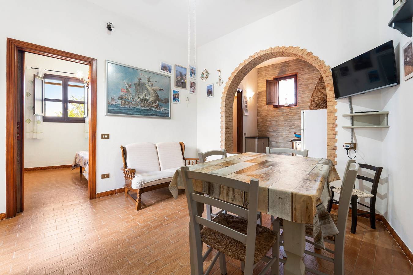 Apartamento entero, Apartamento '1' con jardín compartido y aire acondicionado in San Giovanni Suergiu, Provincia de Carbonia-Iglesias